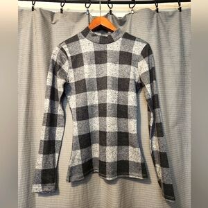 Justify | Long Sleeve Turtleneck Sweater | Gray Checkered Print | Size: Medium
